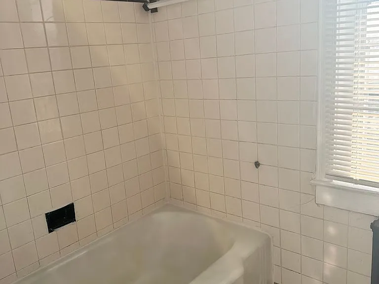 2927 Edison Hwy — Photo 7