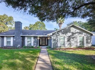 11422 Valley Stream Dr, Houston, TX 77043