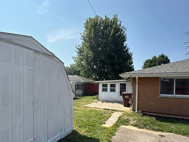 2200 Yorkshire Pl — Photo 24