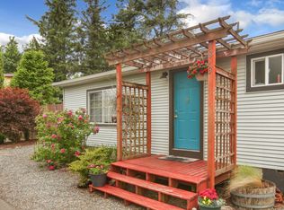 5853 Vista Dr, Ferndale, WA 98248