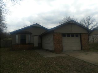 513 Fir Dr, Van Buren, AR 72956