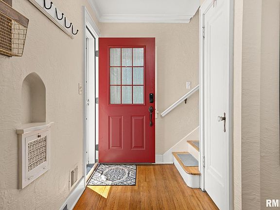 5th image of 431 W Stratford Dr