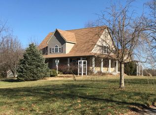 18590 Frame Dr, Houston, MO 65483