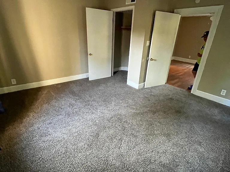 572 Lafayette St — Photo 8