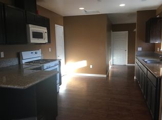 1056 Union St, Kingsburg, CA 93631