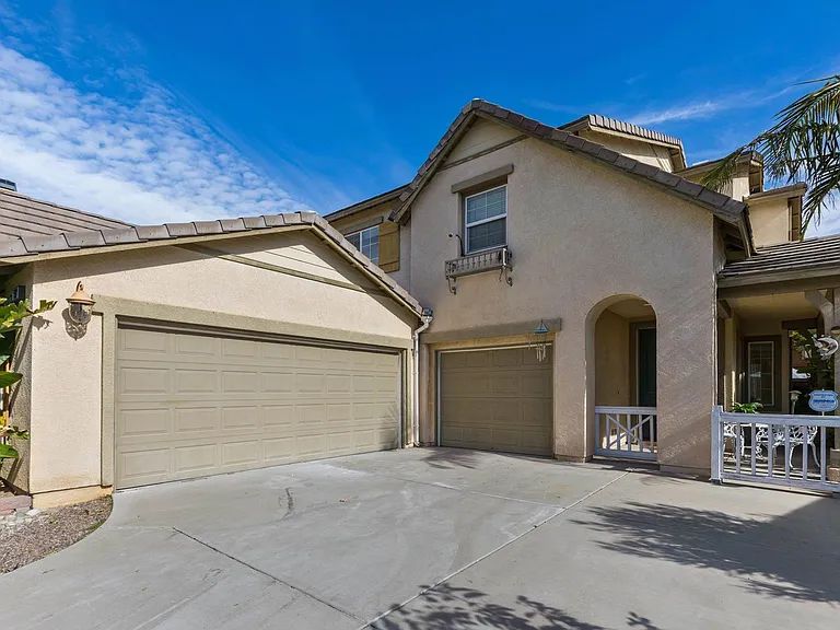 7597 Freestone Ct — Photo 27