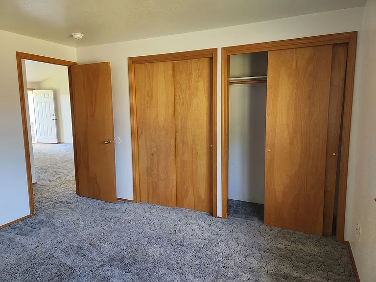 501 Jamie Dr — Photo 6