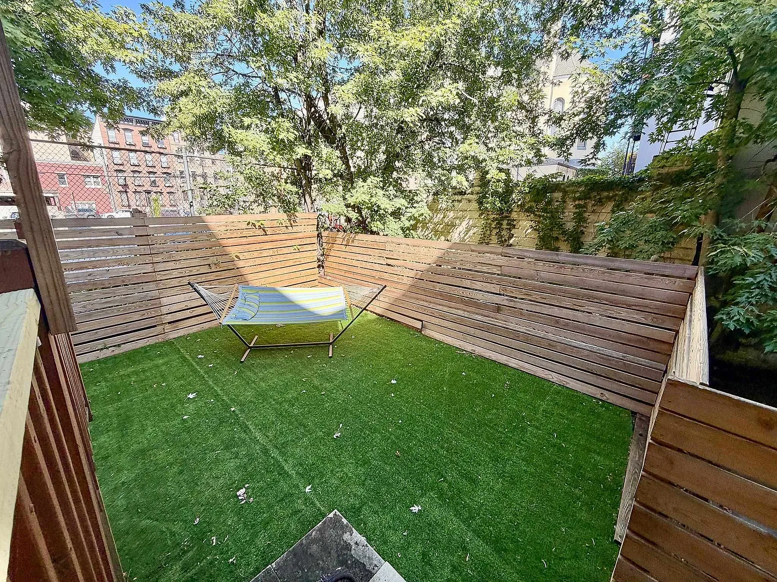 2 bed, 1.0 bath, $4,000 — Photo 3