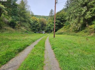 7634 Lower Smith River Rd, Reedsport, OR 97467