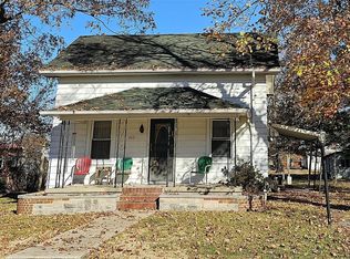 409 E Pine St, Coulterville, IL 62237