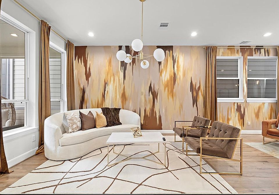 1st image of Eado Park Cir