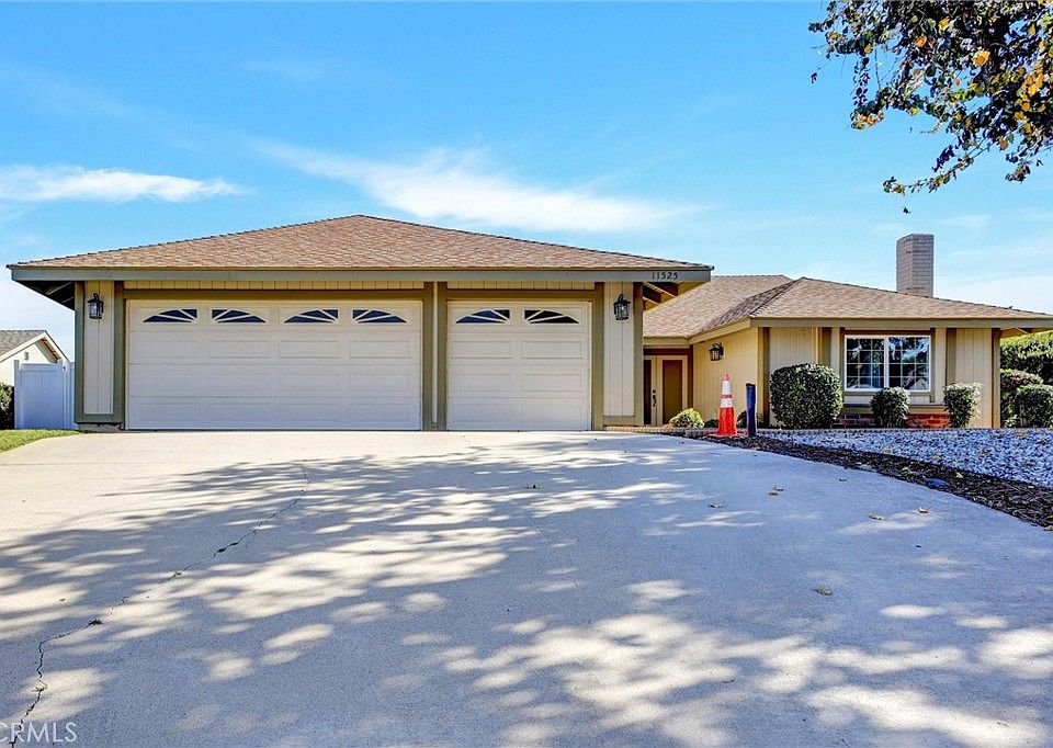 1st image of 11525 Pecan Way