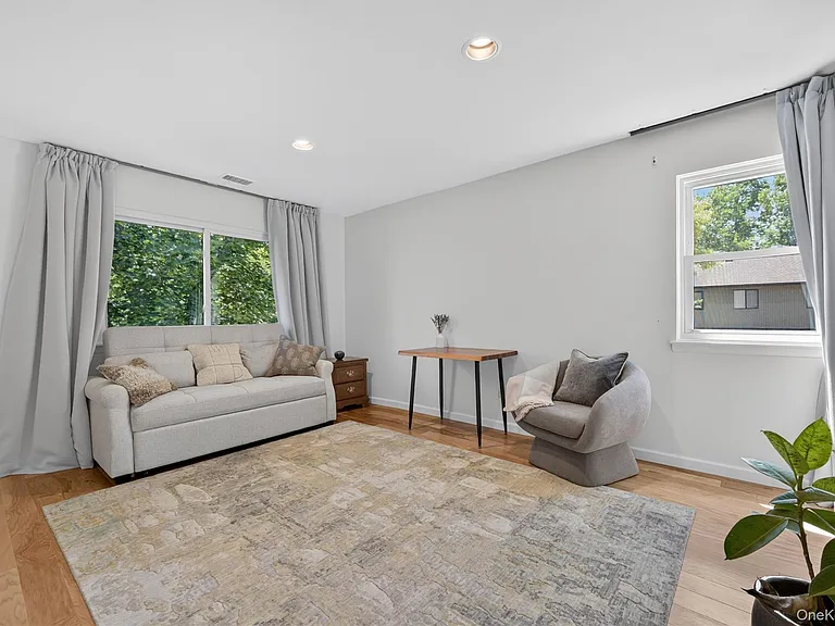 60 Wimbledon Dr #60 — Photo 27