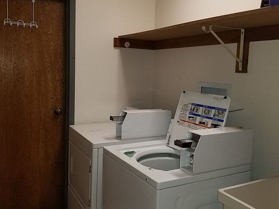 2nd image of 1121 23rd Ave APT B