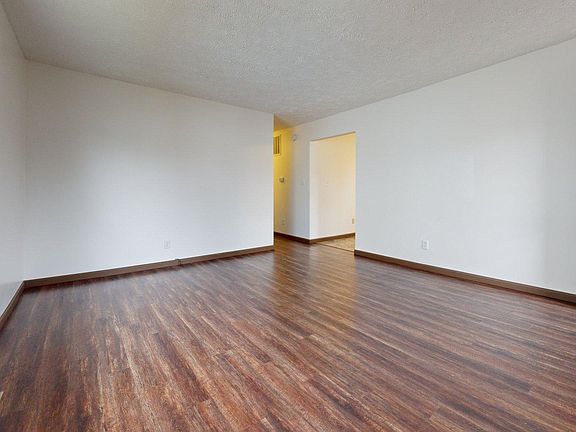3rd image of 3120 Beeson Ave