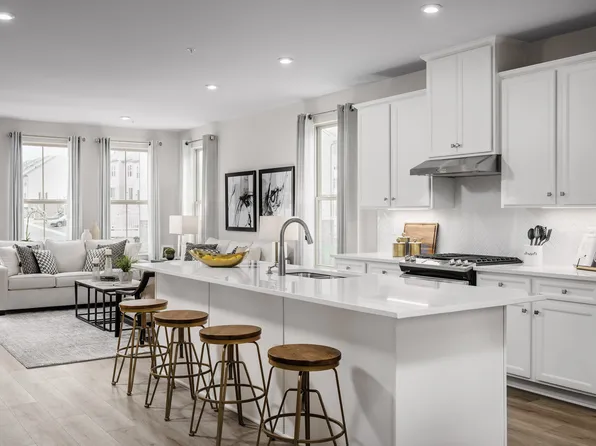 104 Christina Ln, Somers Point, NJ 08244