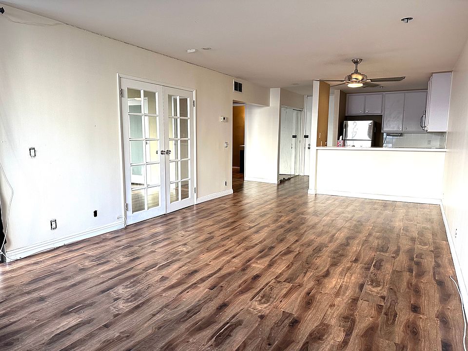 1st image of 1140 Ocean Blvd #124