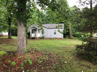 3004 Branderwood Dr, Greensboro, NC 27406