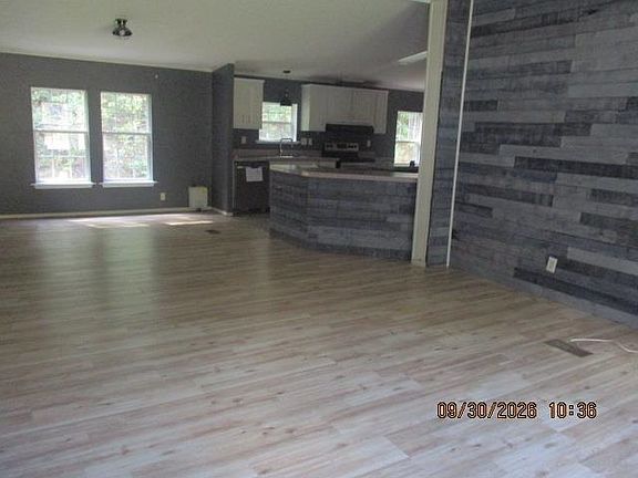 3rd image of 1948 River Bend Cir