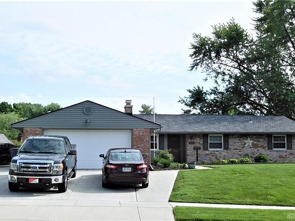 2nd image of 4574 Seville Dr