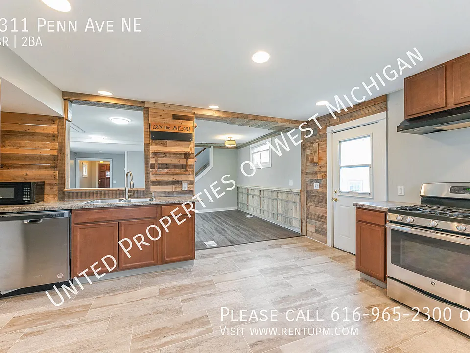 1311 Penn Ave NE