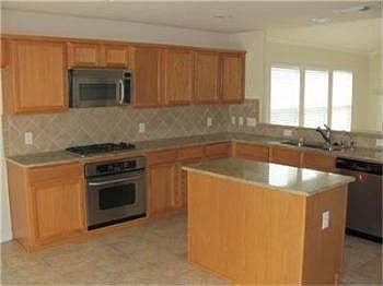 3rd image of 11726 Champions Walk Ln