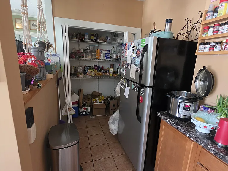 59 Oak St #2 — Photo 6
