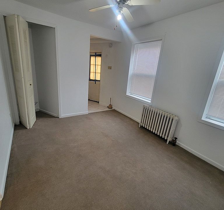 Living Room, private entry