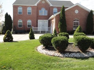 312 Pointview Dr, Mc Donald, PA 15057