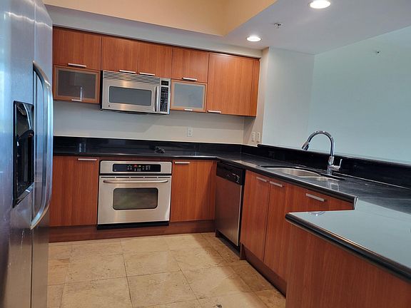3rd image of 15051 Royal Oaks Lane #1902