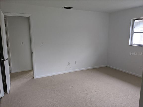 5th image of 2564 Bramblewood Dr W