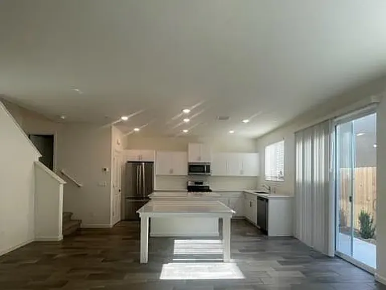 2015 Hammel Ln — Photo 7