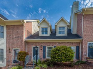 106 Ashley Oaks Private Dr, Kingsport, TN 37663
