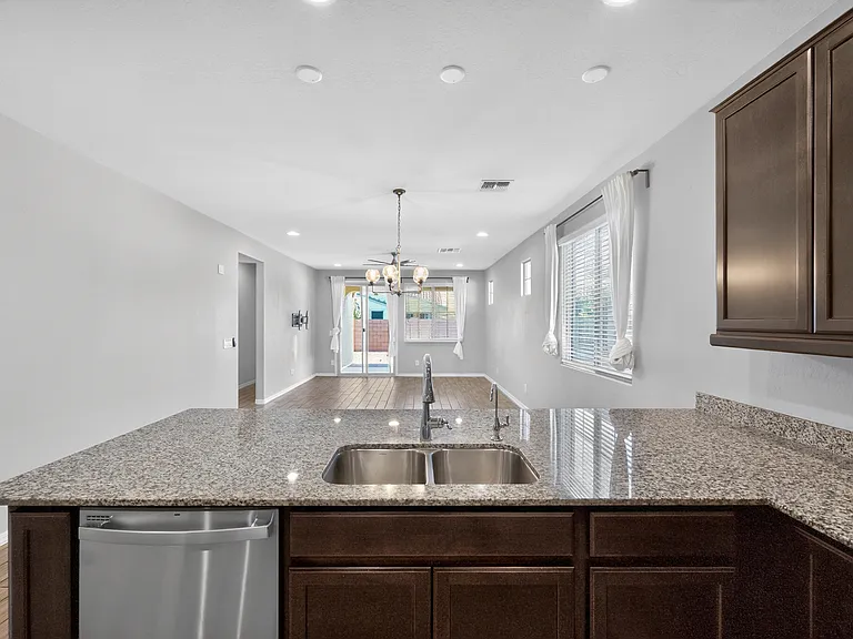 20390 E Broadmoor Trl — Photo 7