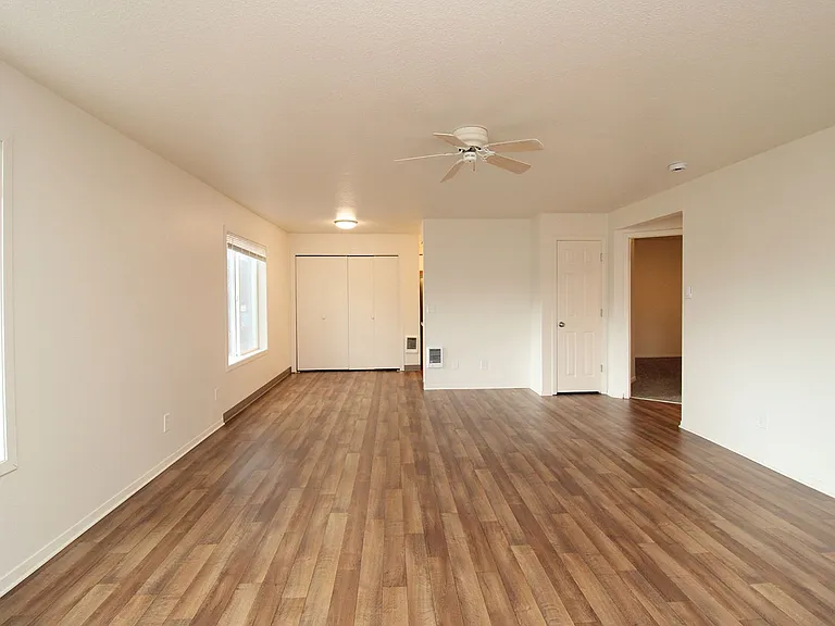 McKenzie Court — Photo 9
