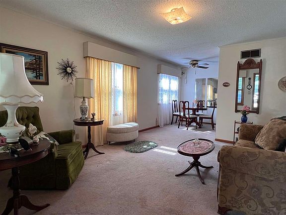 2nd image of 1818 E Ash Ave
