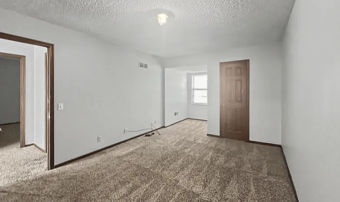 2356 S Crysler Ave — Photo 12