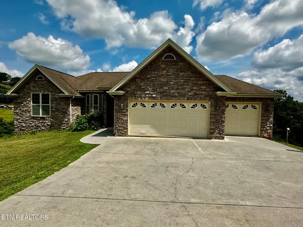 3232 Sandpiper Ct, Kodak, TN 37764