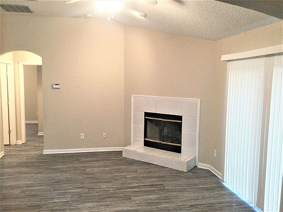 5th image of 2991 Brittany Bluff Dr