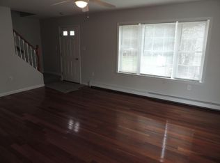 25 2nd St #A, Framingham, MA 01702