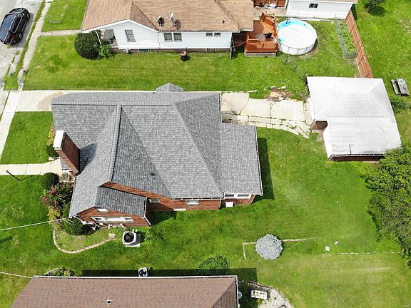 3rd image of 3418 Oakwood Ave