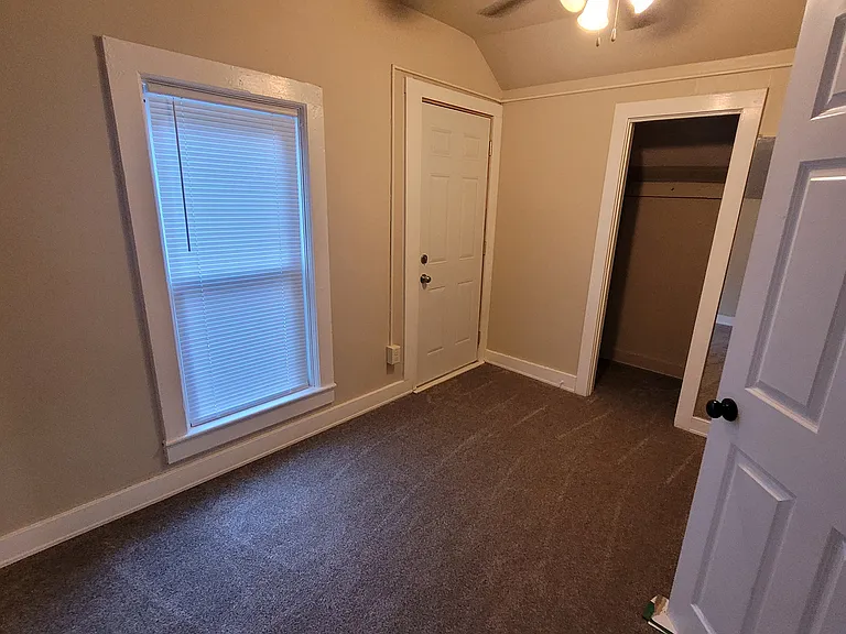 608.5 Putnam St #1 — Photo 8