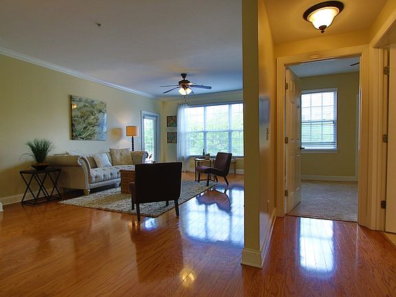 3rd image of 3201 Aspen Grove Dr APT E6
