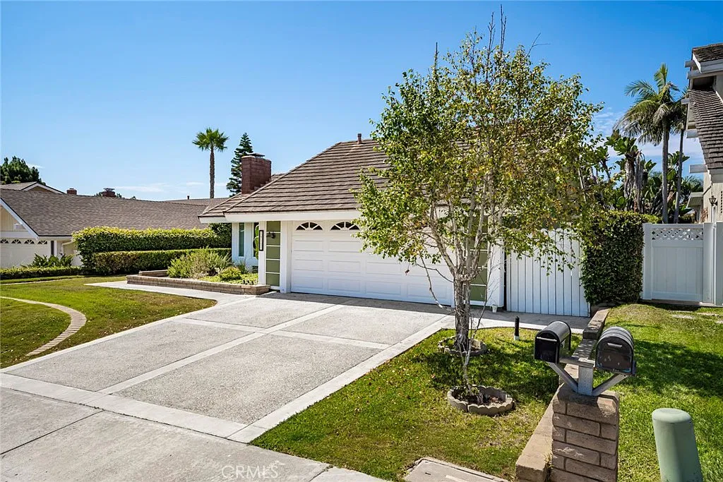 3 bed, 1471 sqft, $6,000 — Photo 3