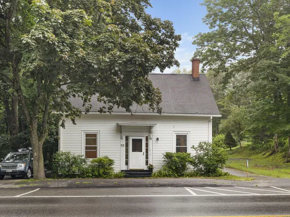 65 School Street, Gorham, ME 04038