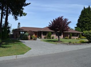 1325 W 11th St, Port Angeles, WA