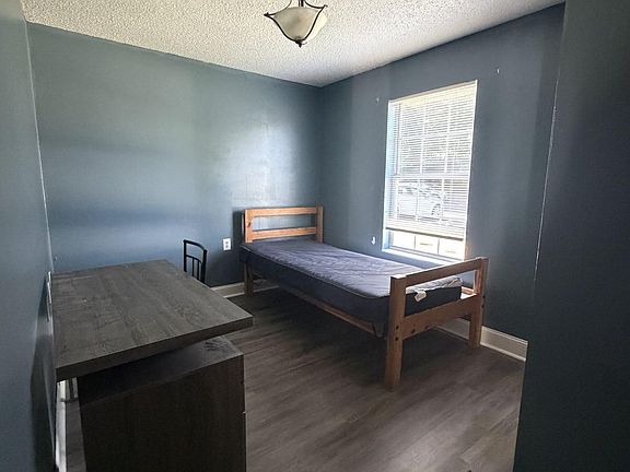 5th image of 15 S Shafer St APT 701