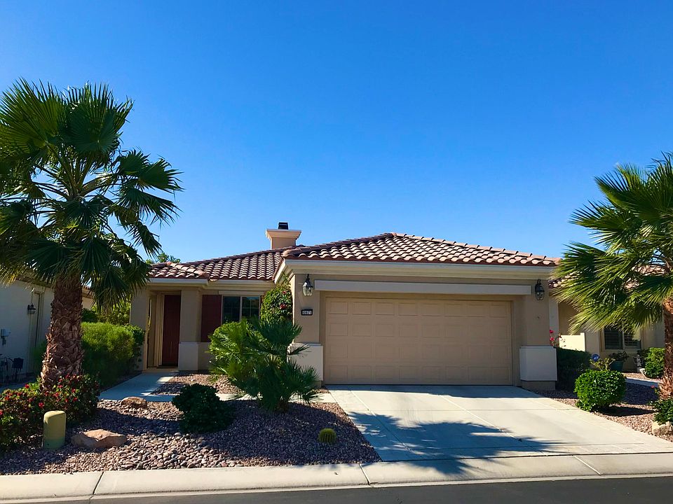 2nd image of 80671 Avenida Camarillo