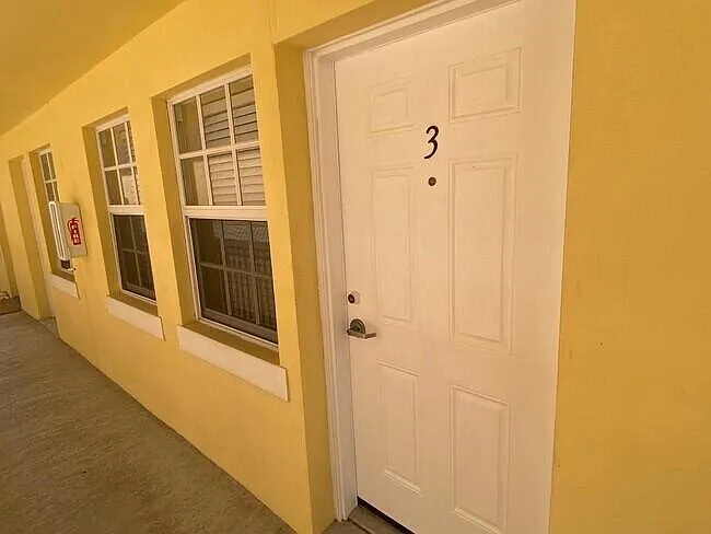 2 bed, 1.0 bath, 875 sqft, $2,000 — Photo 3