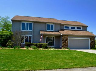 2304 Windsong Ct, Fort Wayne, IN 46804